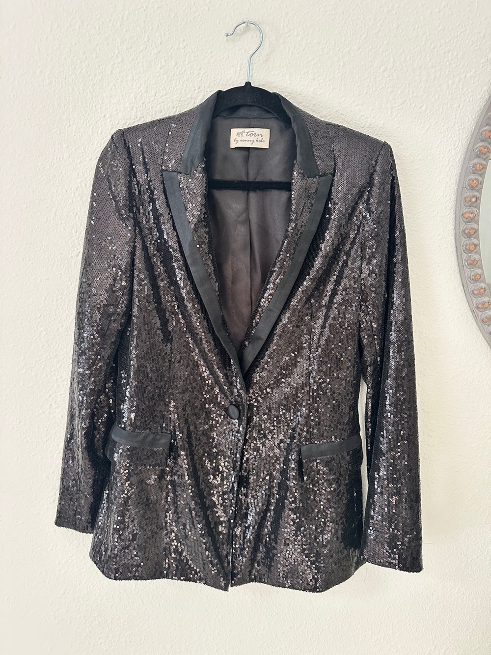 Torn by Ronny Kobo Black Sequin Blazer Jacket Silk Satin Trim Size Small